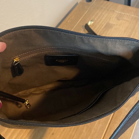 Buxton Black Leather Purse - Picture 3 of 4